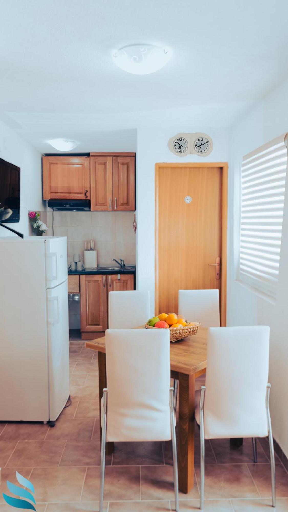 Two Rooms Hvar Spa & Apartments Врбоска Экстерьер фото